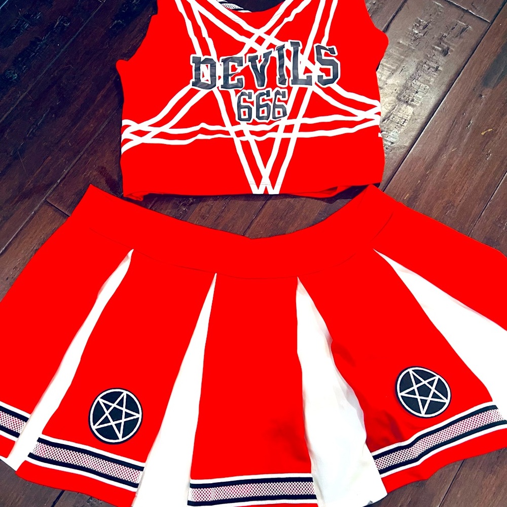 Dolls Kill set